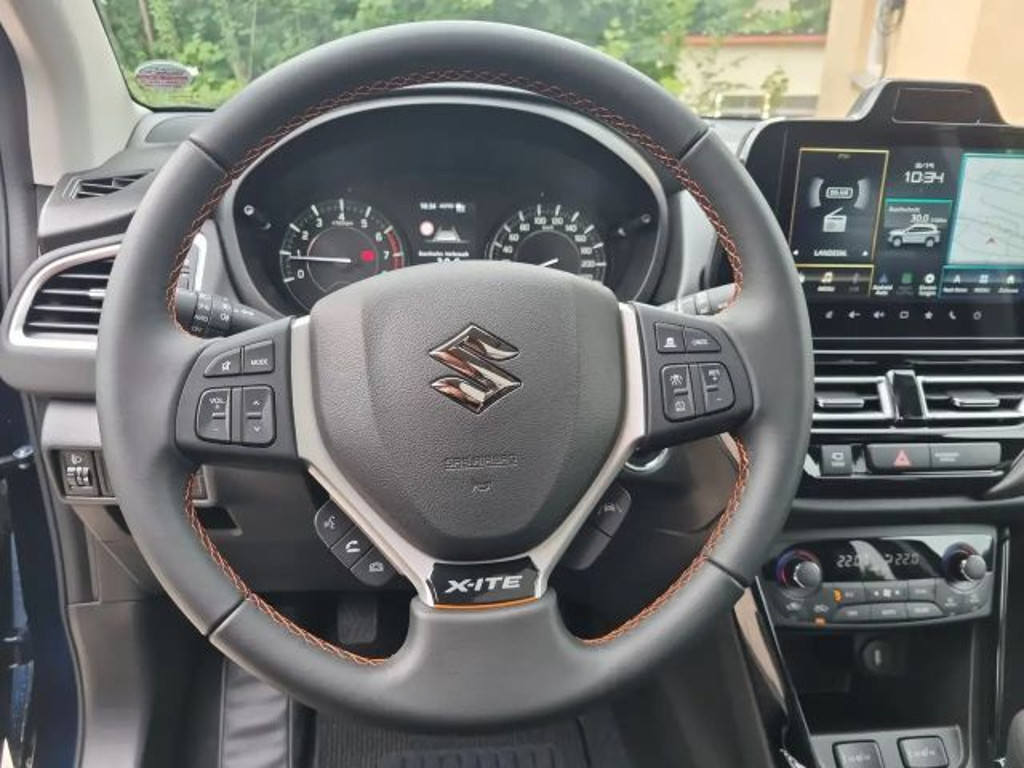Suzuki S-Cross