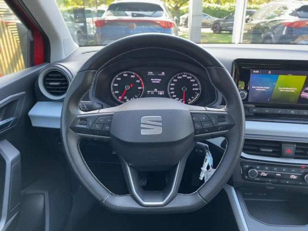 Seat Arona