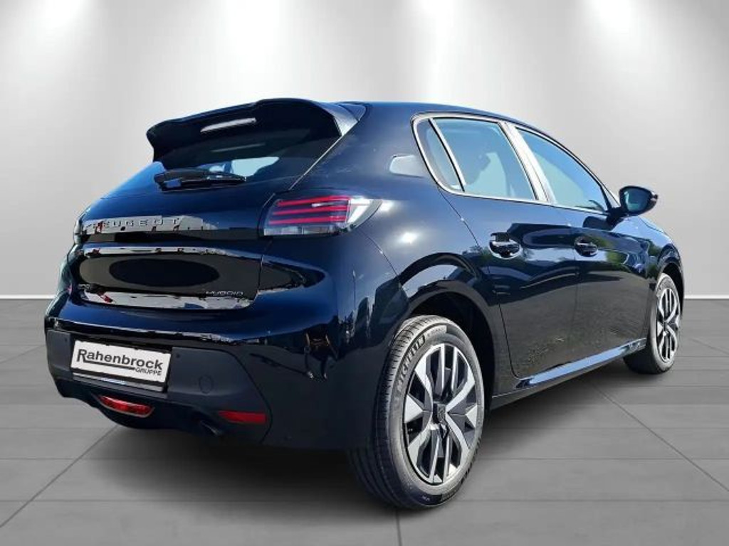 Peugeot e-208