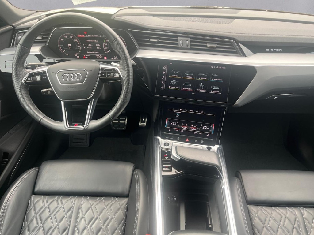 Audi Q8 e-tron