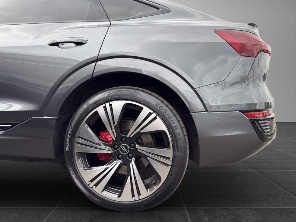 Audi Q8 e-tron