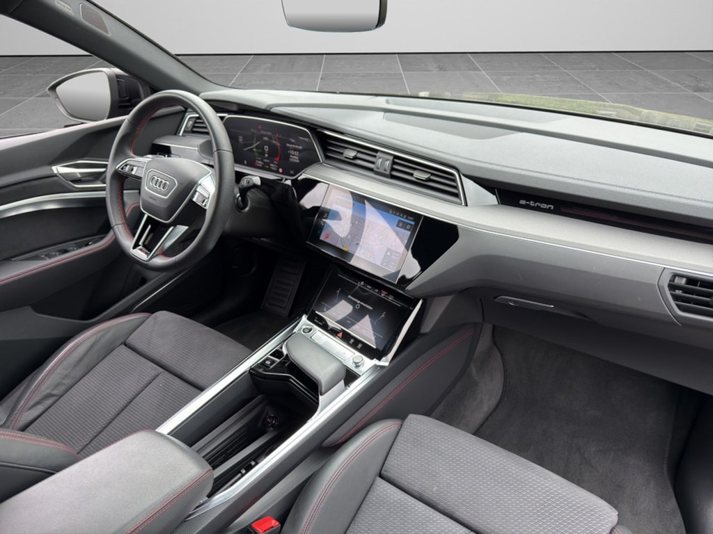 Audi Q8 e-tron