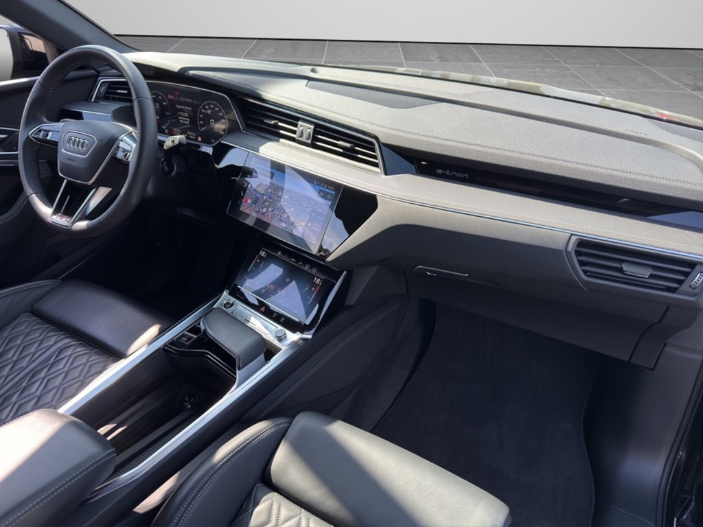 Audi Q8 e-tron