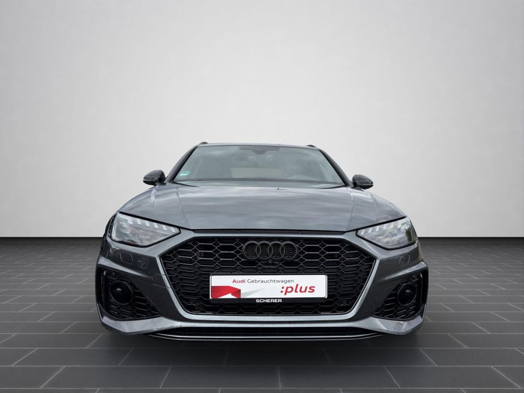 Audi RS4
