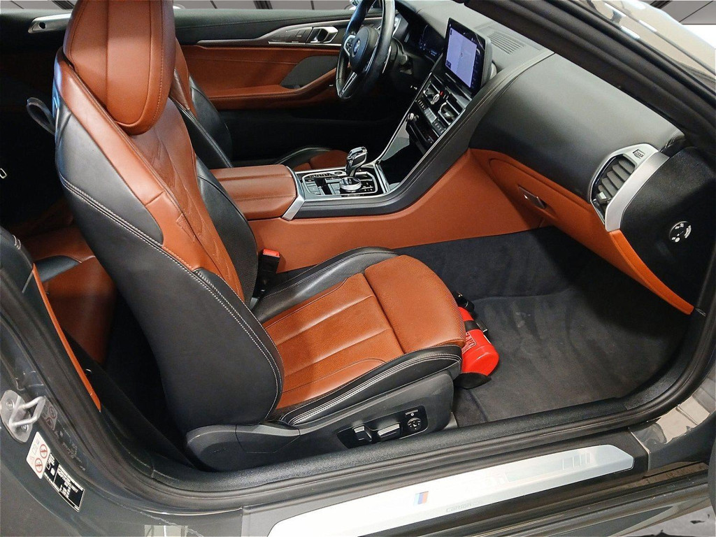 BMW M850