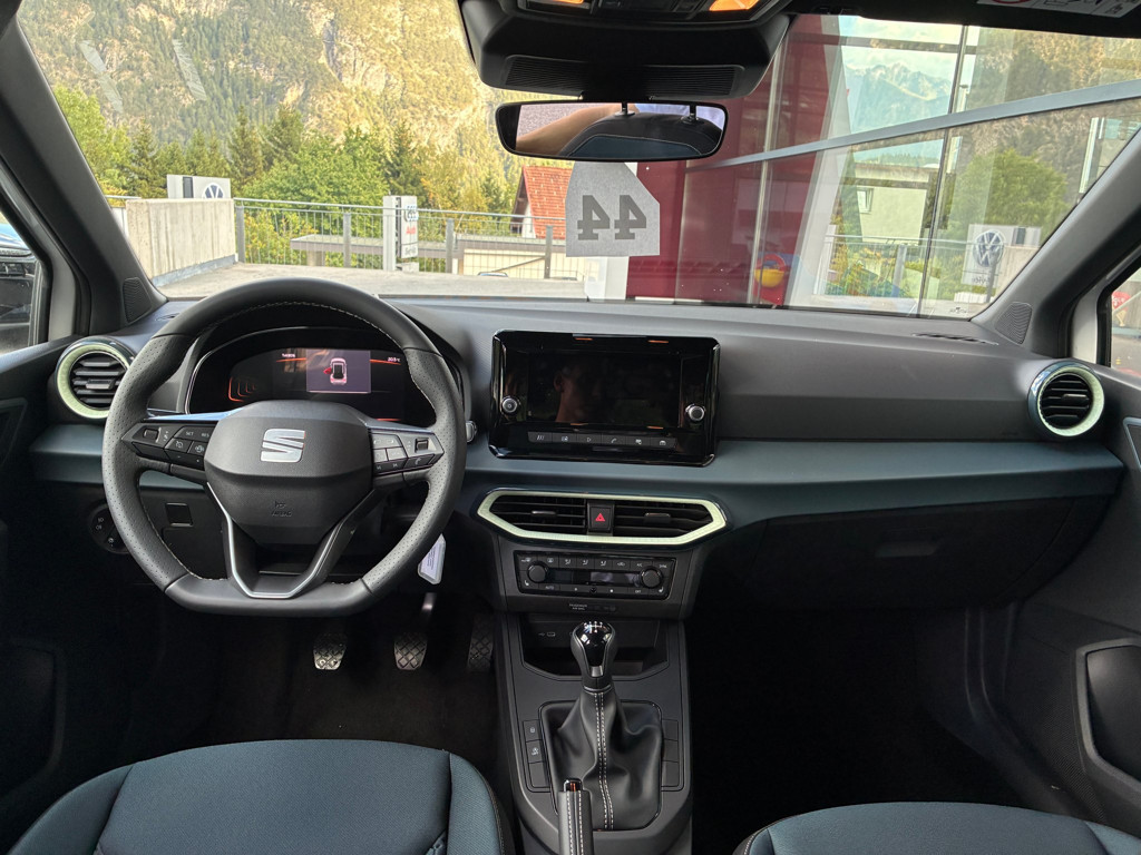 Seat Arona