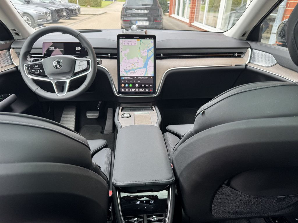 Volvo EX90