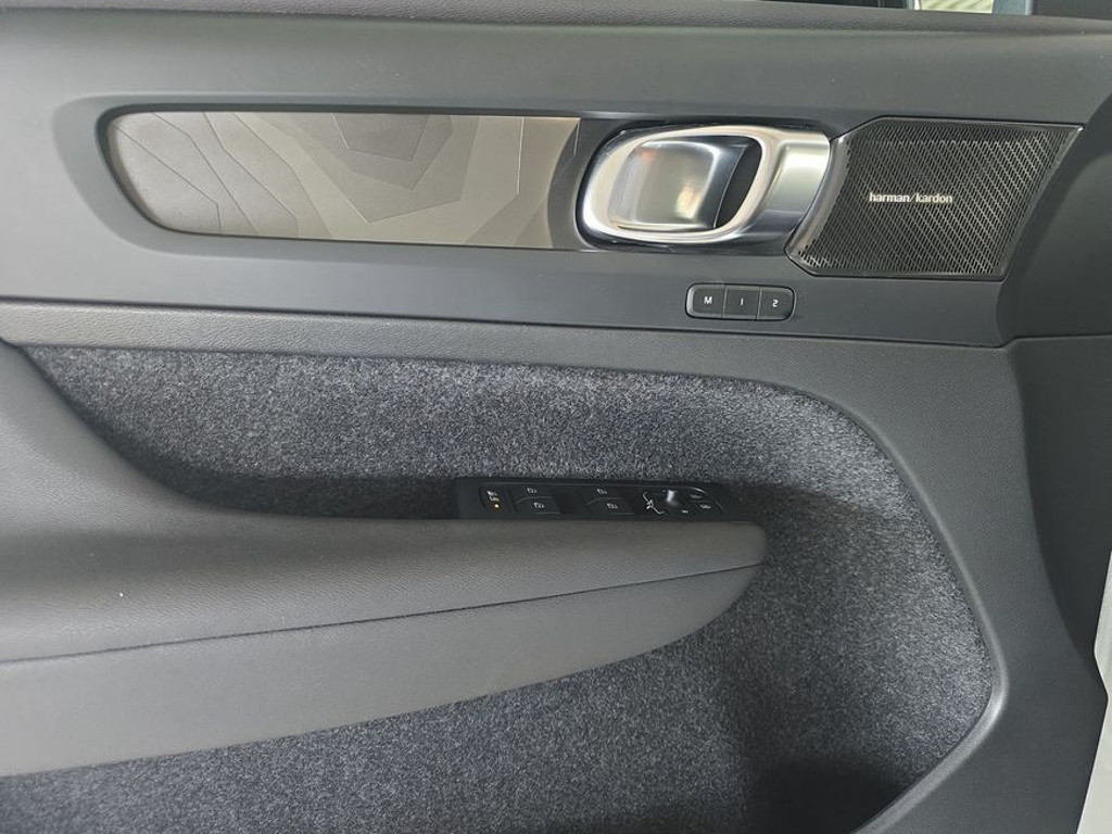 Volvo C40