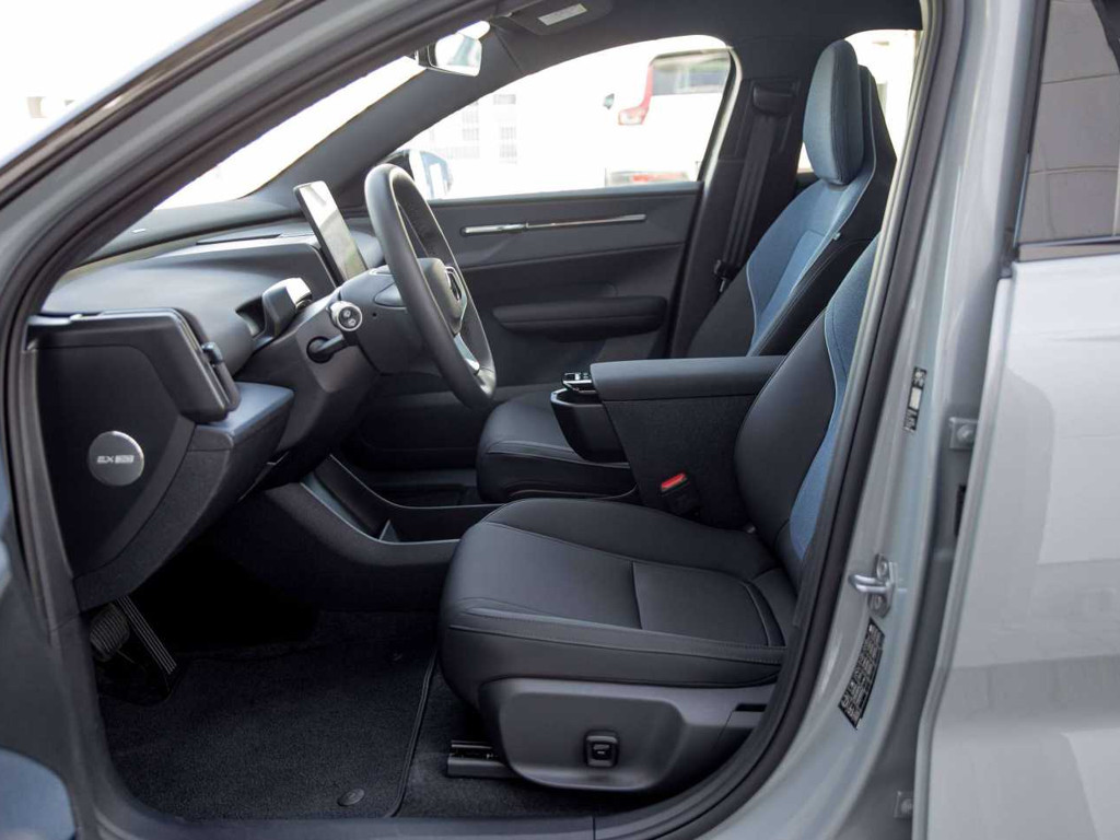 Volvo EX30