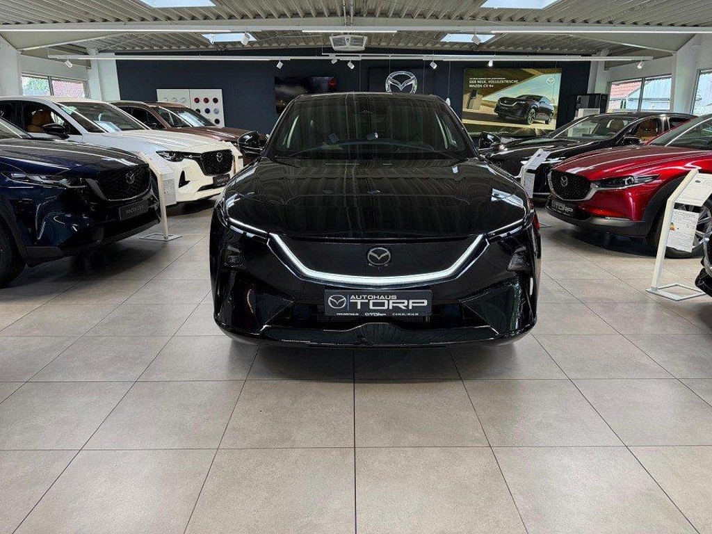 Mazda CX-6e
