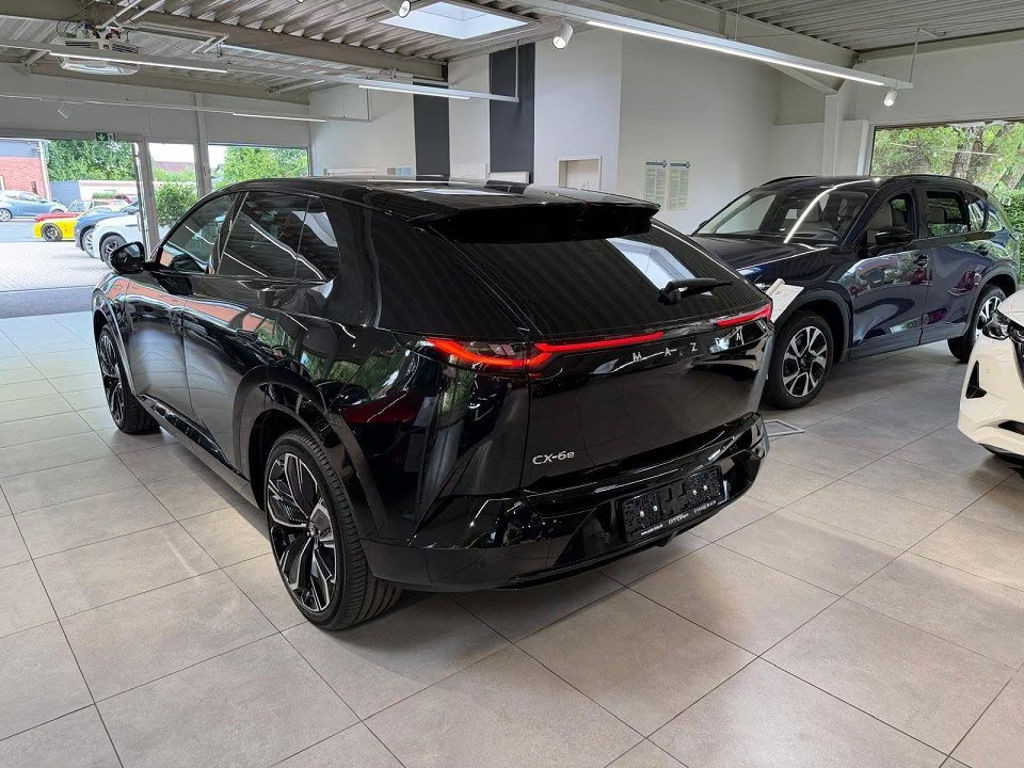 Mazda CX-6e
