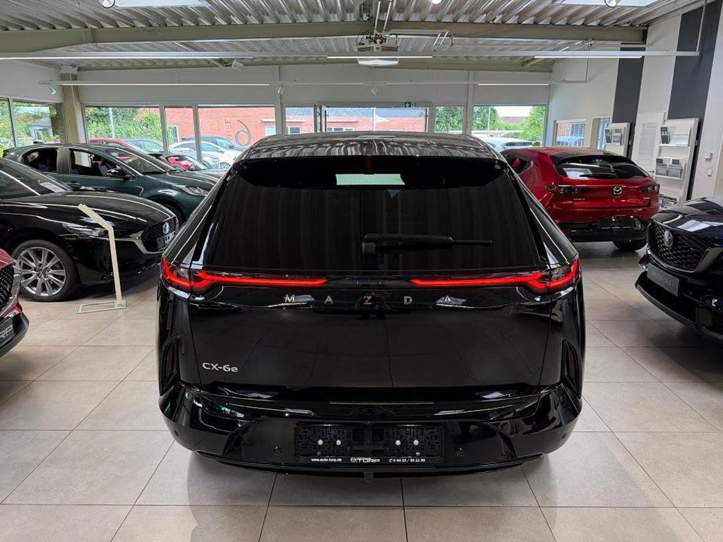 Mazda CX-6e
