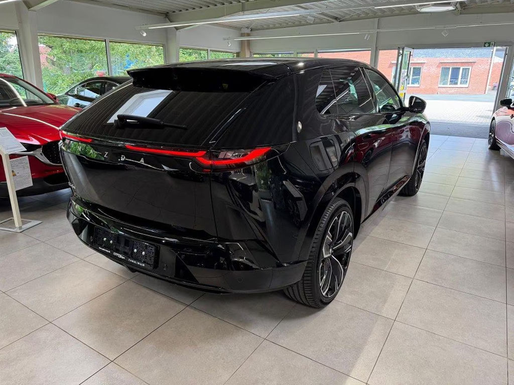 Mazda CX-6e