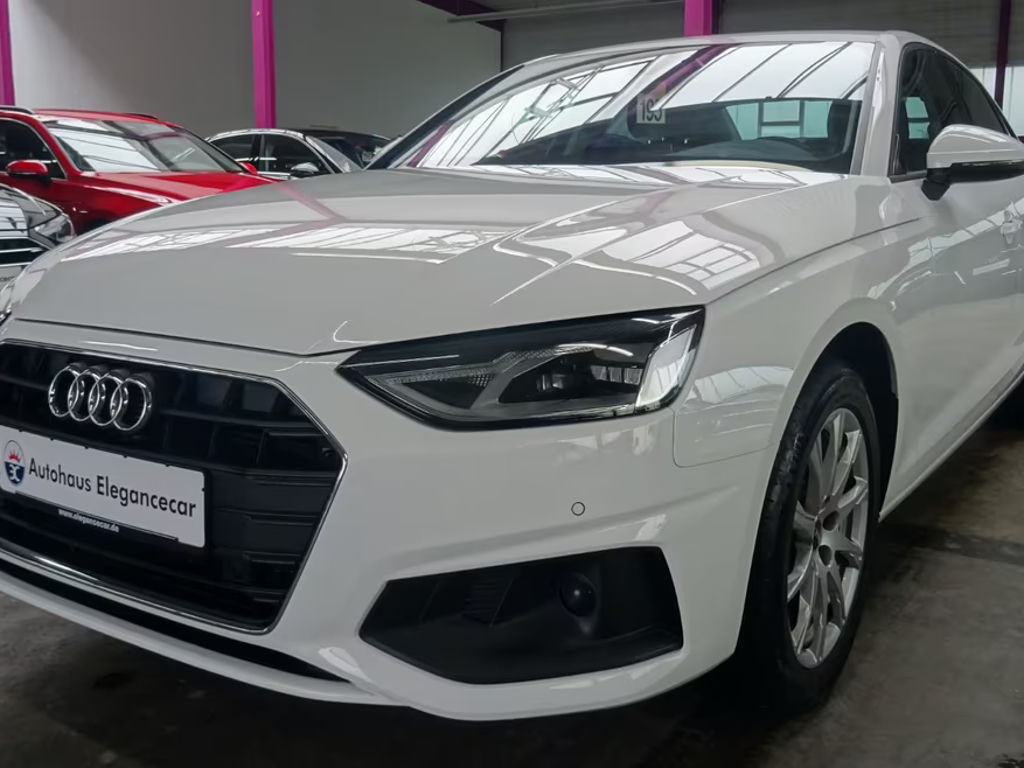 Audi A4 Sedan 2.0 TDI