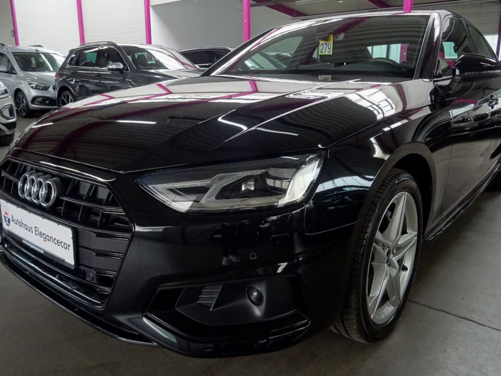 Audi A4 Sedan 2.0 TDI