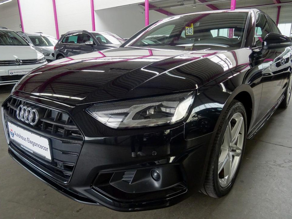 Audi A4 Sedan 2.0 TDI