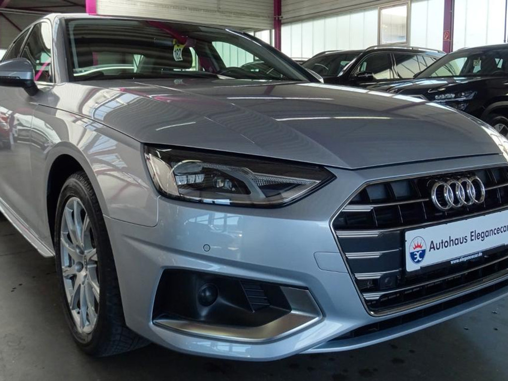 Audi A4 Sedan 2.0 TDI
