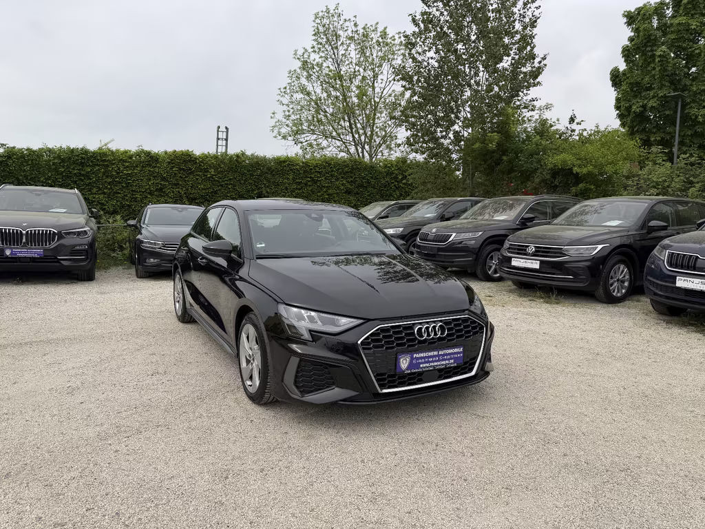 Audi A3 Sportback Sedan S-Line 30 TDI