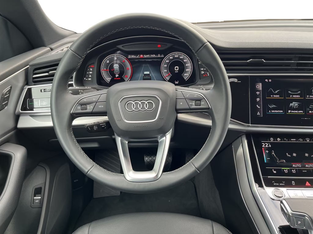 Audi Q8