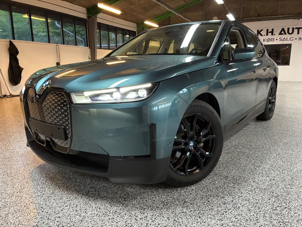 BMW iX xDrive40