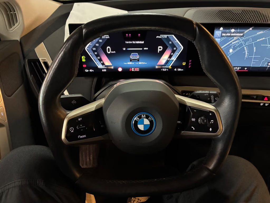 BMW iX