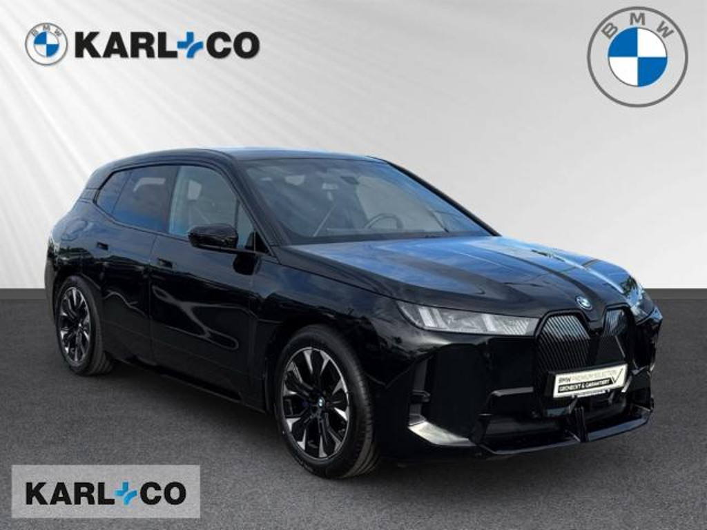 BMW iX