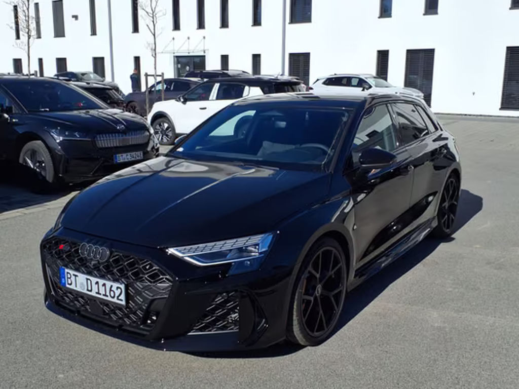 Audi RS3 Sportback Sedan