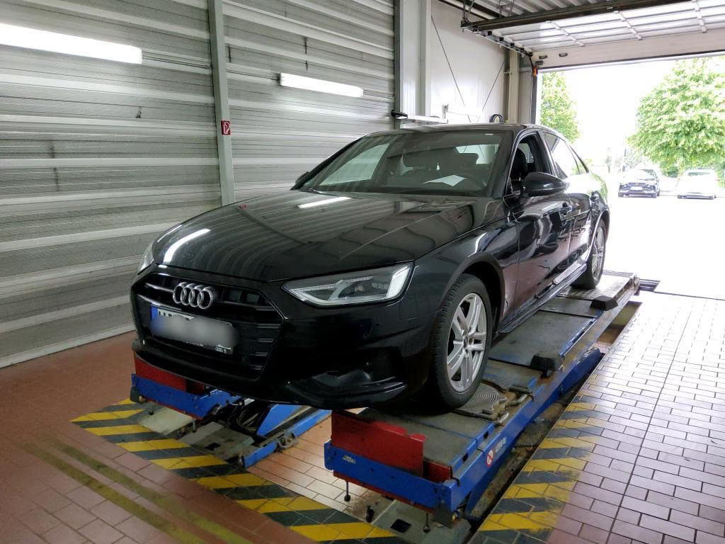 Audi A4 Sedan Ambiente 40 TDI
