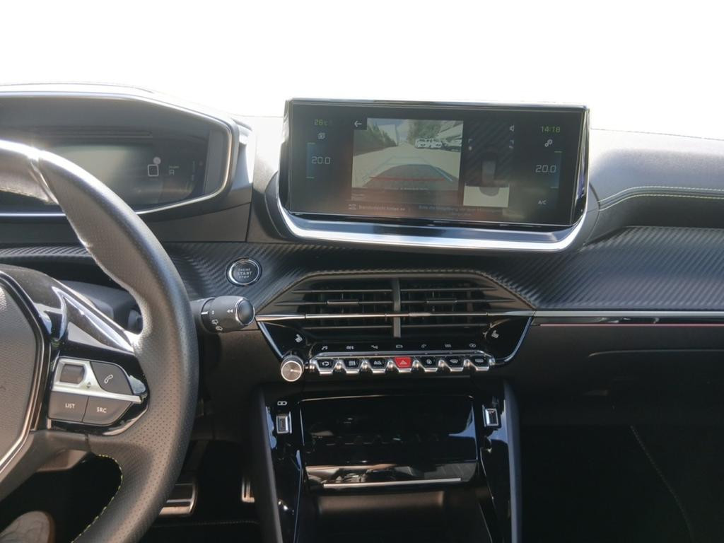 Peugeot e-208