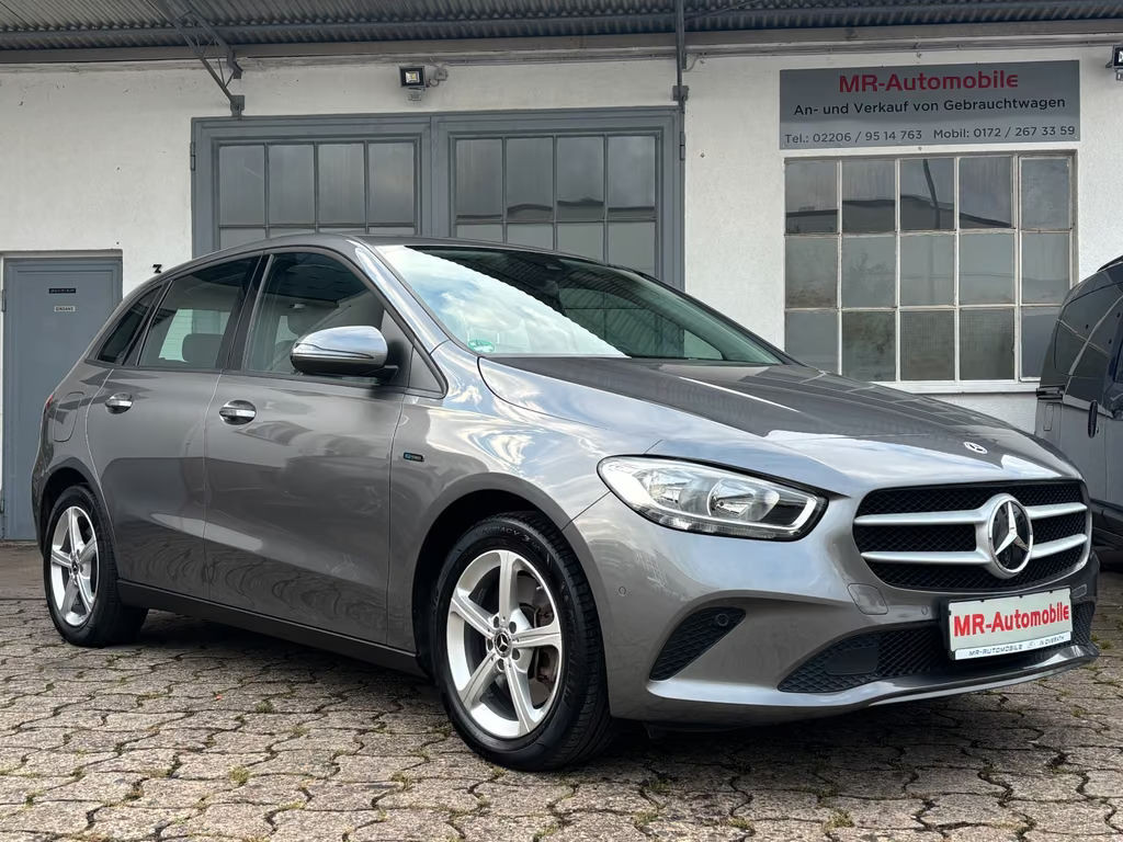 Mercedes-Benz B-Klasse B 250 B 250 e Sedan