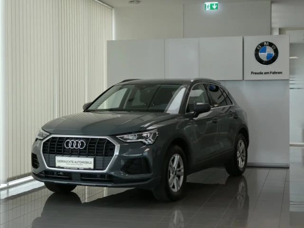 Audi Q3 S-Tronic 35 TFSI