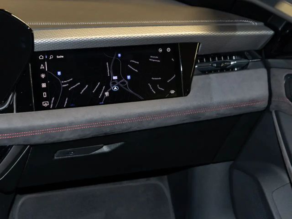 Audi S6 e-tron