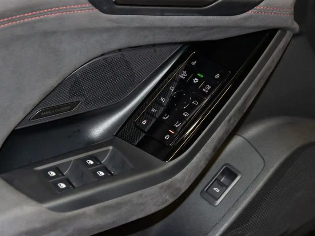 Audi S6 e-tron