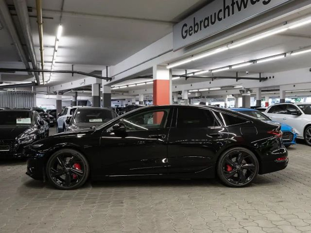 Audi S6 e-tron