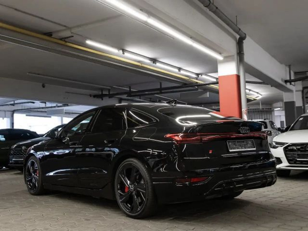 Audi S6 e-tron