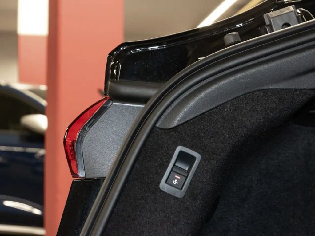Audi S6 e-tron