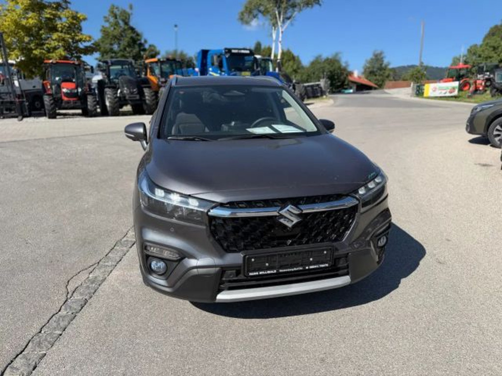 Suzuki S-Cross