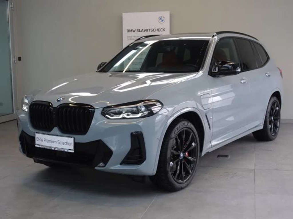 BMW X3 xDrive30e