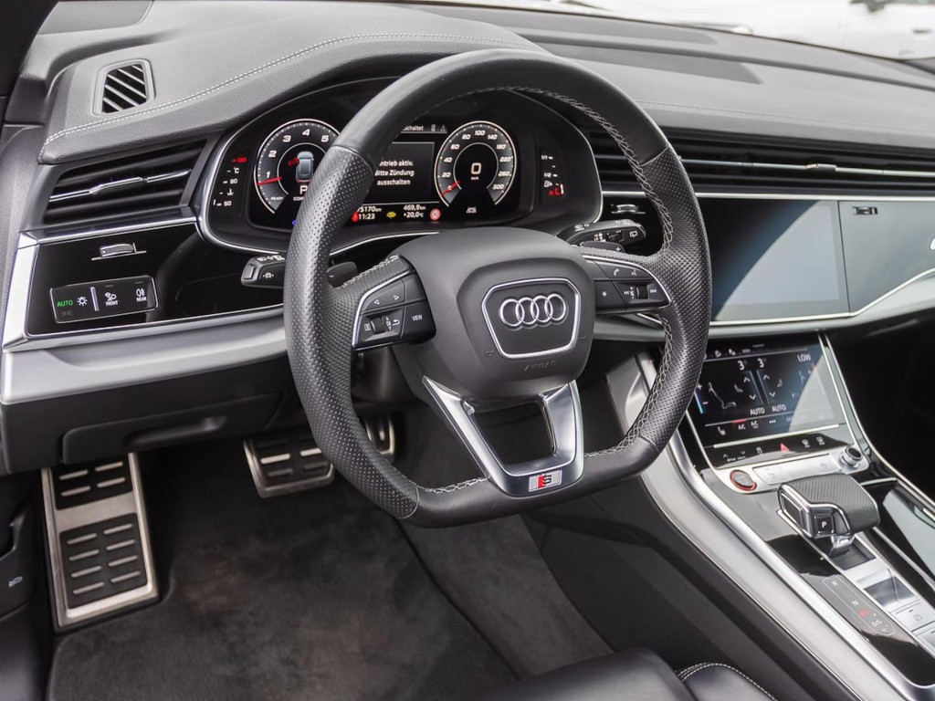 Audi SQ8