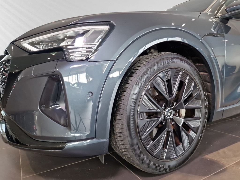 Audi Q8 e-tron