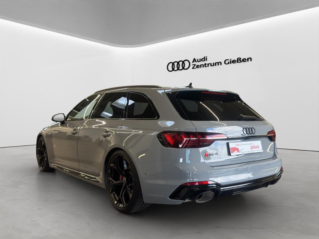 Audi RS4