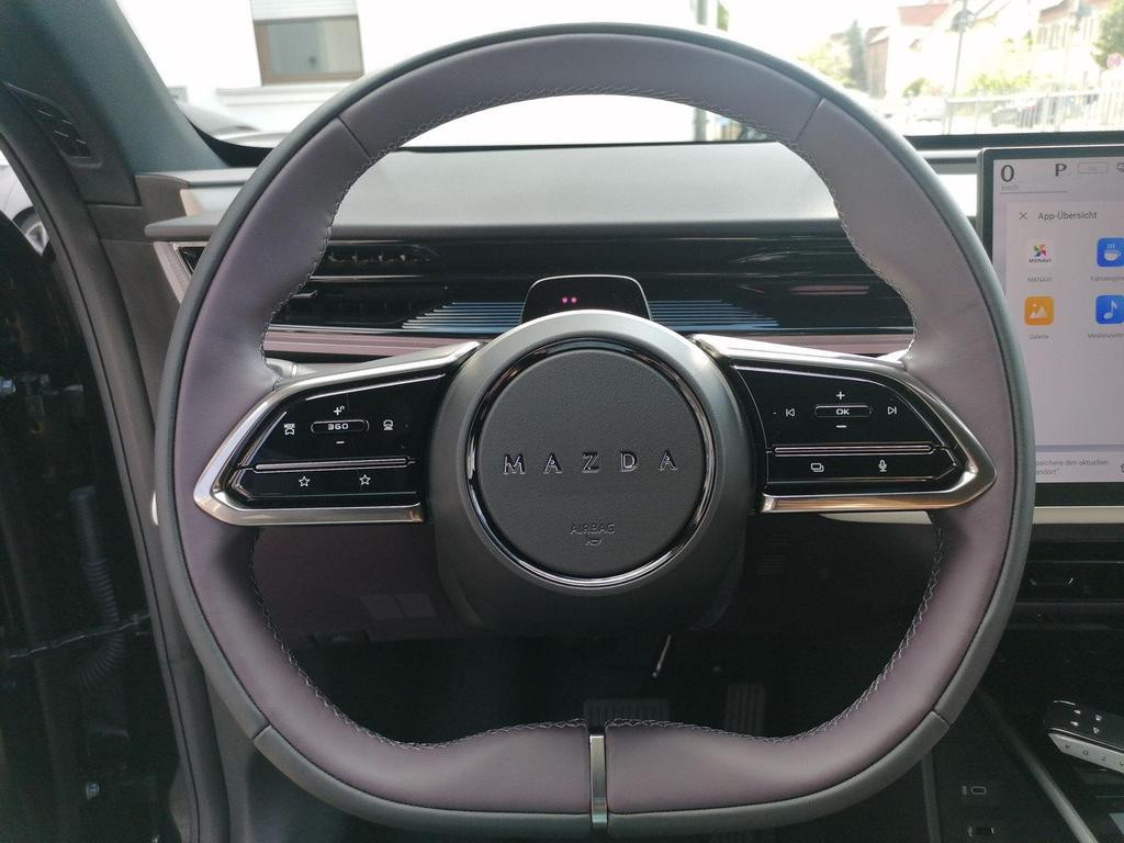 Mazda CX-6e