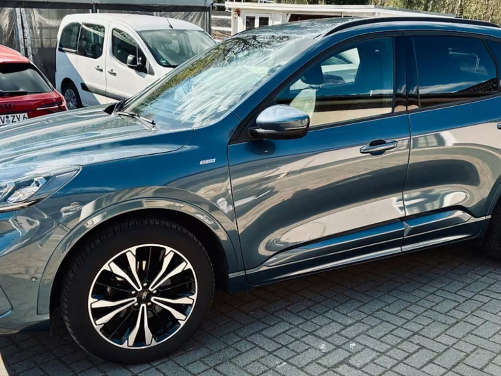 Ford Kuga ST Line X