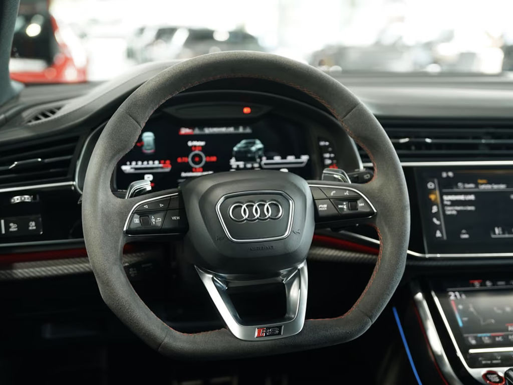 Audi RS Q8