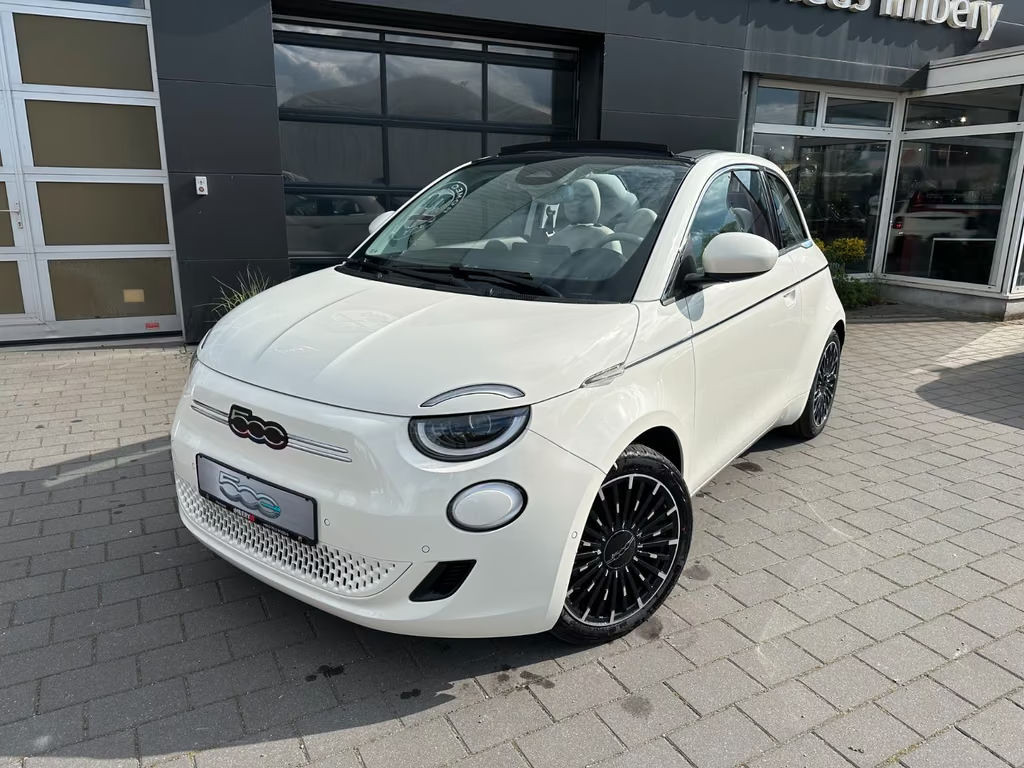 Fiat 500e La Prima by Bocelli