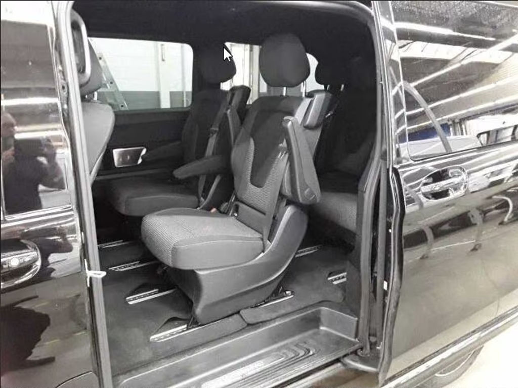 Mercedes-Benz V-Klasse V 300 4MATIC AMG Line Limousine Lang Style V 300 d