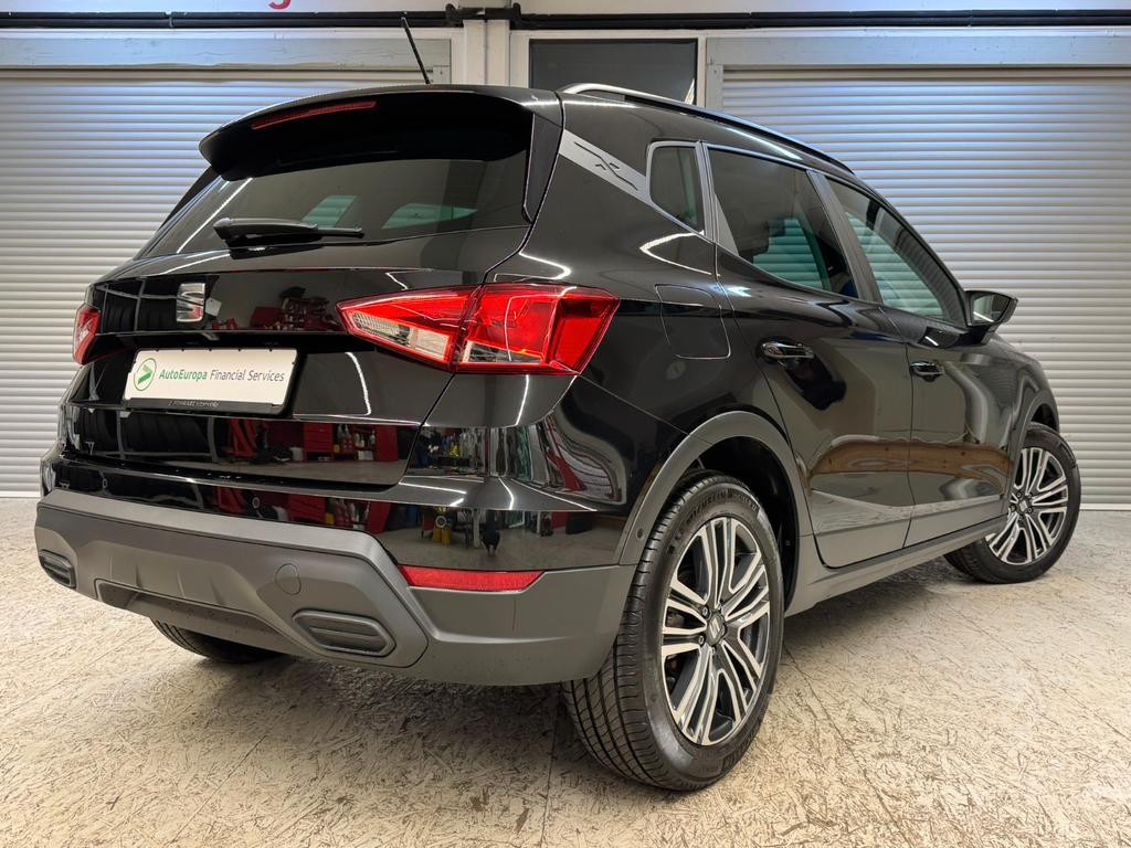 Seat Arona