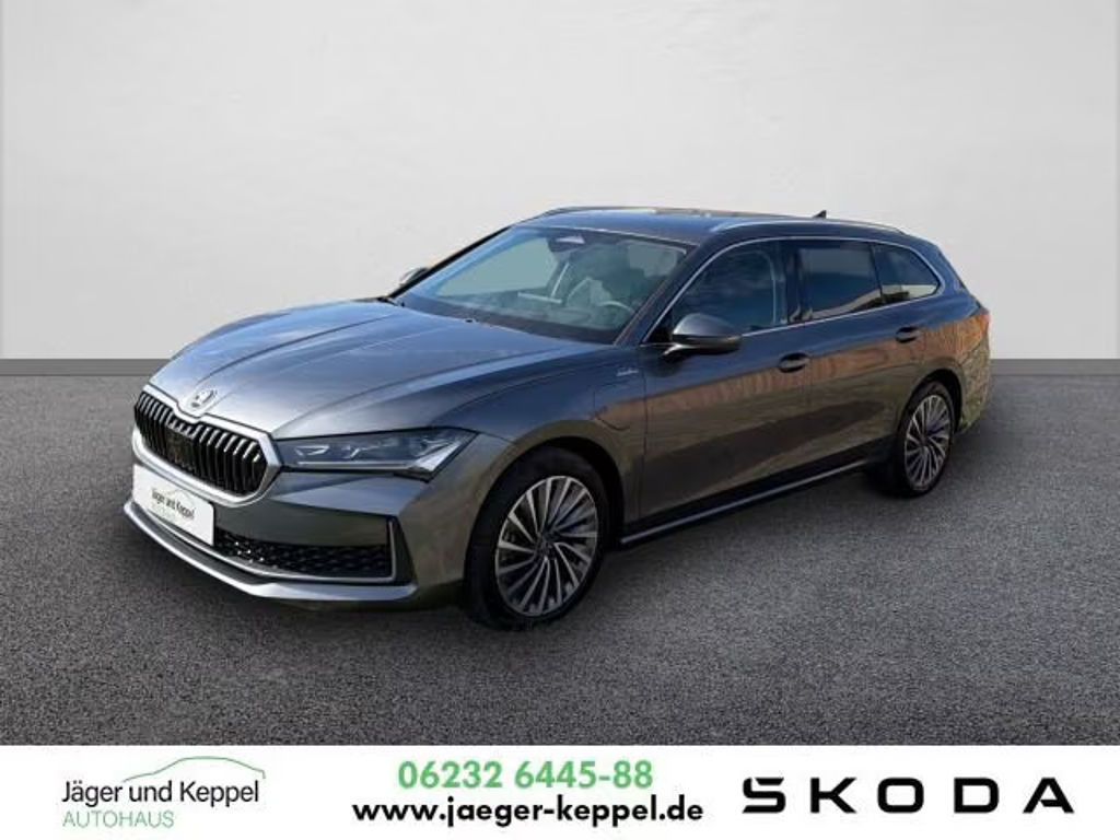 Skoda Superb Combi iV