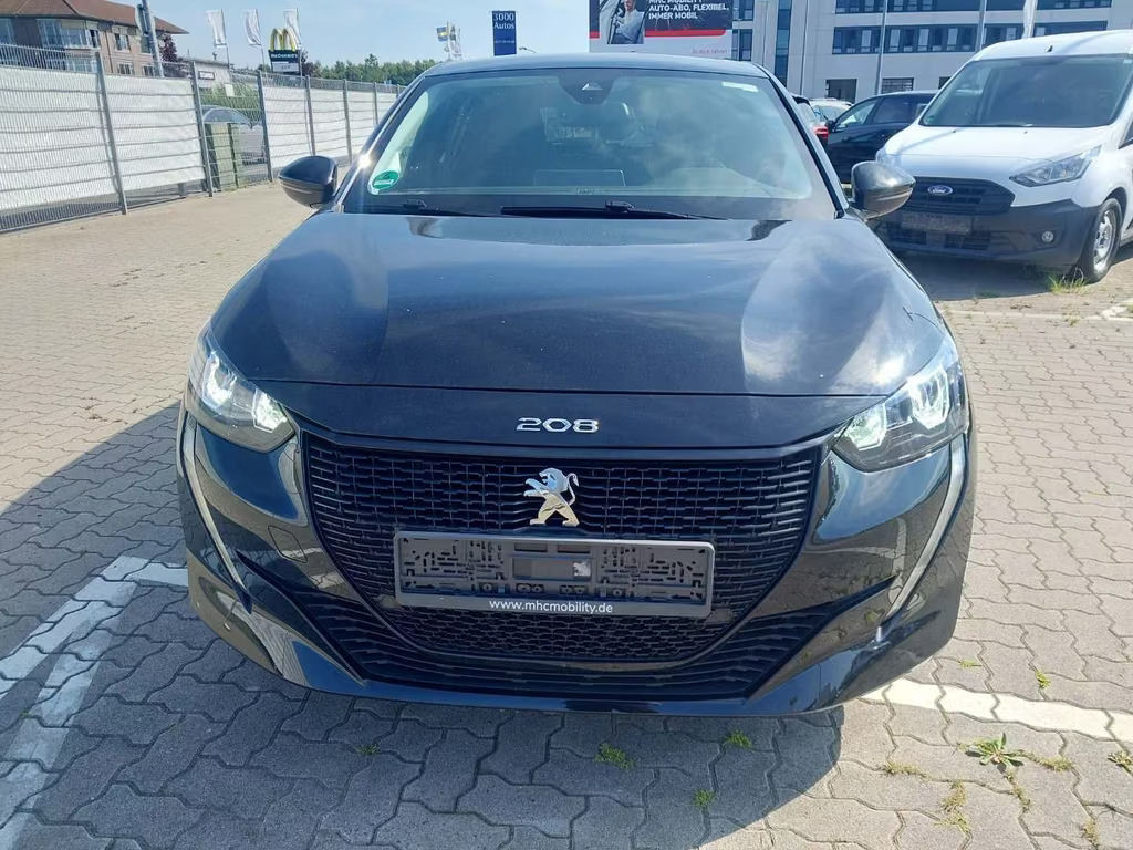 Peugeot e-208