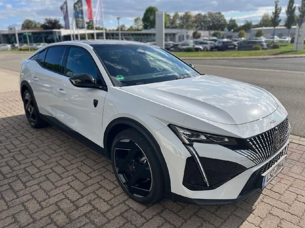 Peugeot 408